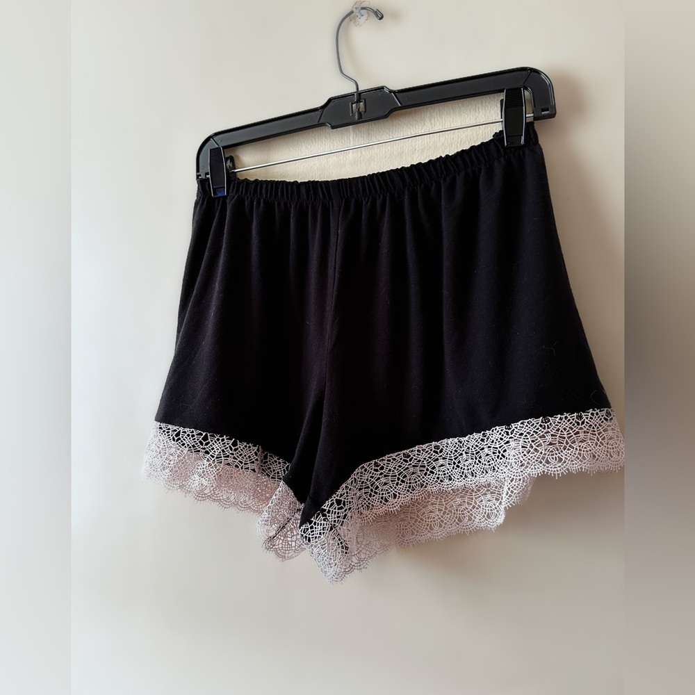 Pjs set by flora Nikrooz